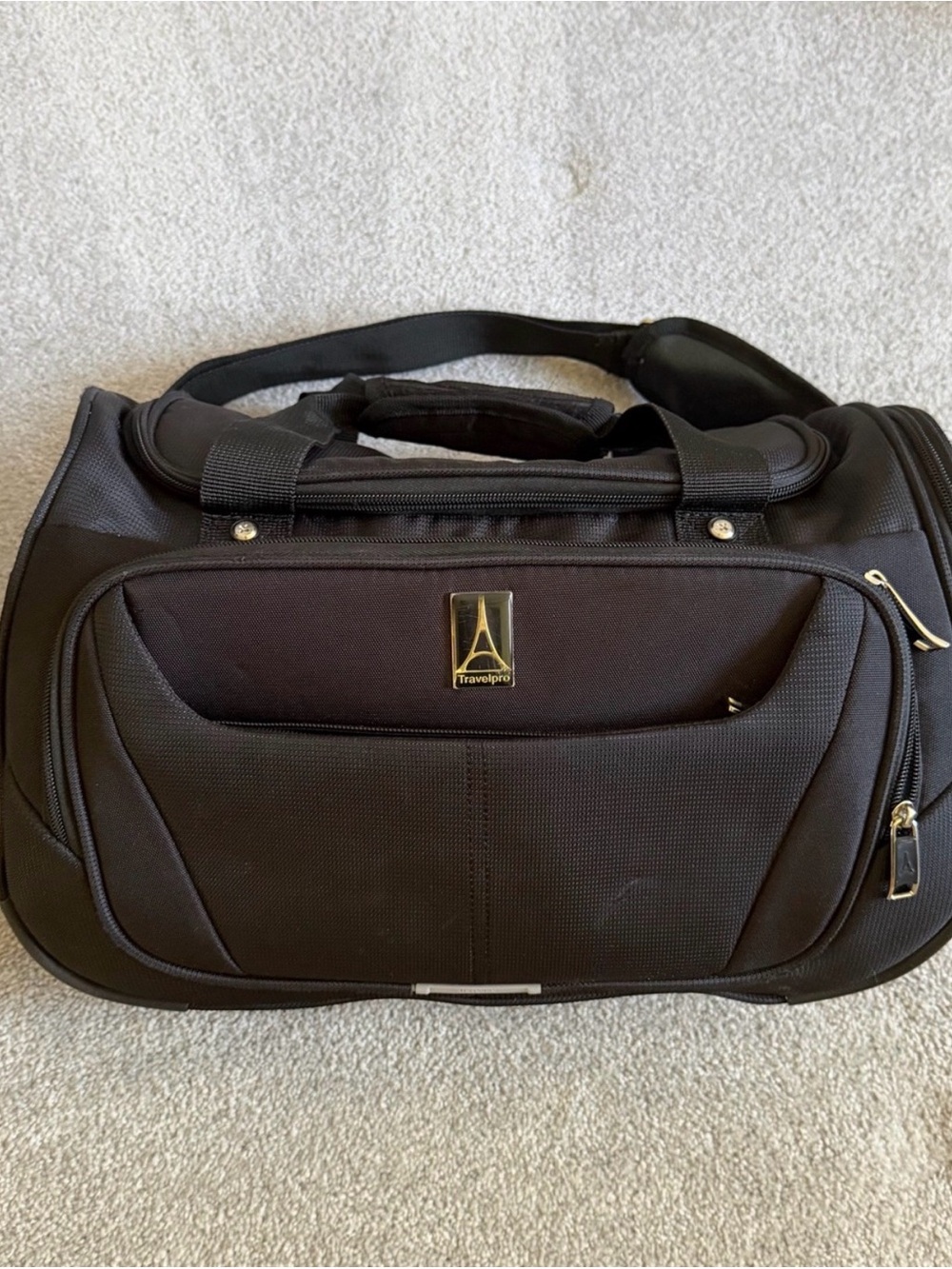 Travelpro Under Seat Carryon Duffle Bag with Shoulder Strap